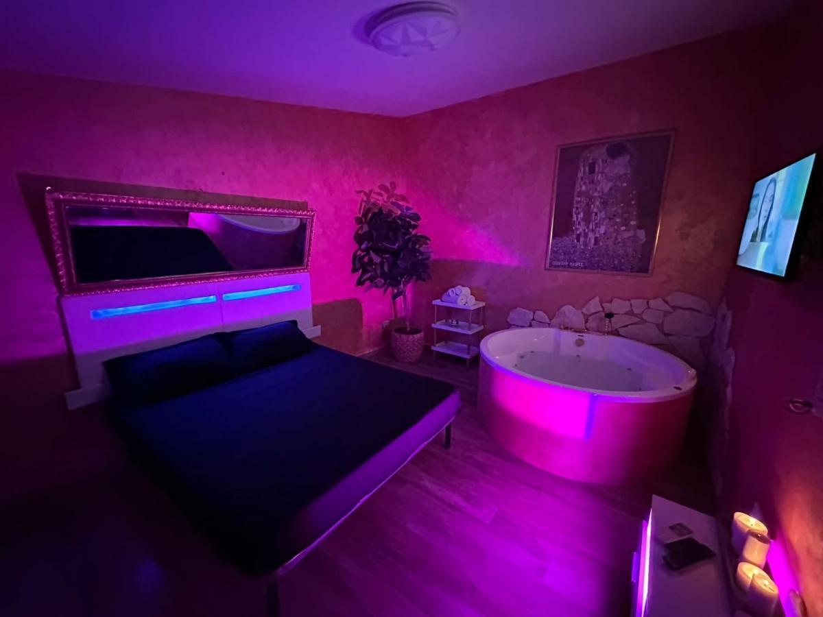Atena Apartments B&B Gold Pescara Buitenkant foto